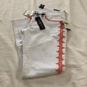 NWT Lucky Brand Charlie Capri Jeans